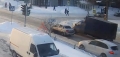 Šokējošs VIDEO: šoferis redz uz ceļa paslīdējušu gājēju, bet tomēr speciāli notriec viņu (Maza bilde 5)