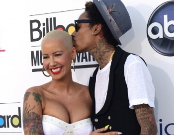 Kanje Vesta bijusī mīļākā stāvoklī no repera Wiz Khalifa