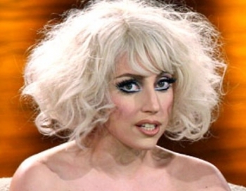 Lady Gaga noskuvusi matus FOTO