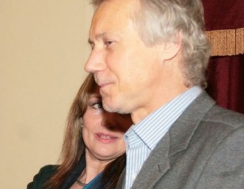 Aktrise Jančevska cenšas slēpt savu mīļoto