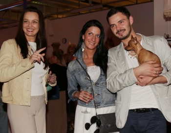"Playboy" modeles Cinovskas un dejotāju Mailīšu pavasara stils 