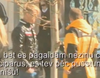 VIDEO: Cik vienkārši joprojām var nopirkt spaisu jeb legālās narlotikas
