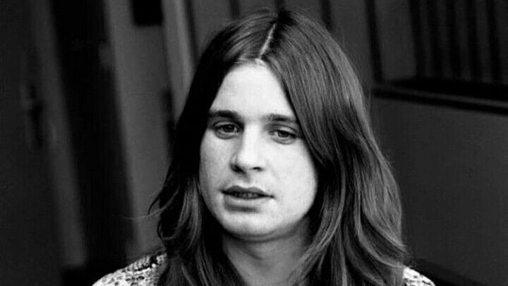 Mūzikas fundaments un mūžīgā leģenda ir devies tumsā. Ozzy Osbourne – Prince of Darkness. Rokmūzikas un metāla izcili pasaulslavenā balss