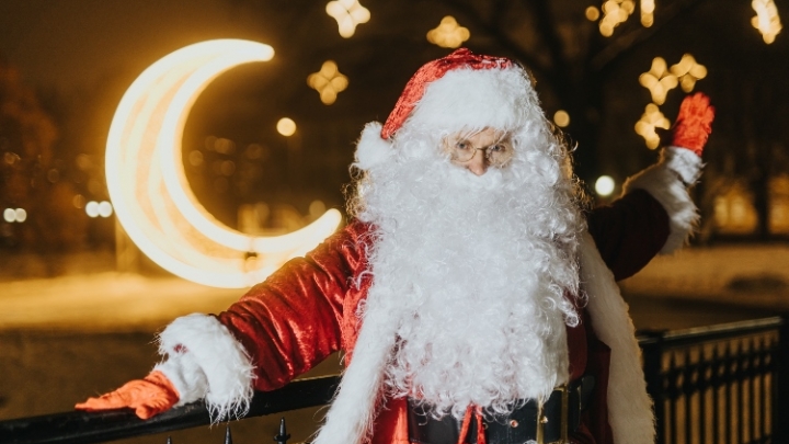 Jaunam pārim RŪGTS! Lūk, šis ir Reāls piedzīvojums! 48 gadu vecumā sievu apņēmis slavenākais Rīgas Ziemassvētku vecītis Sandijs Krastiņš