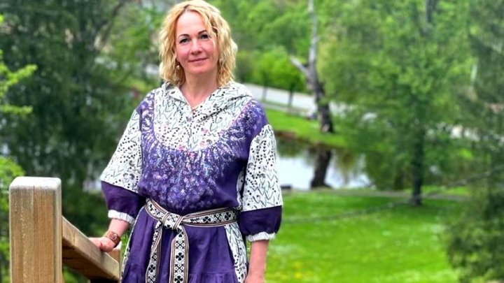 Saule. Pērkons. Daugaviņš! Bišu PirtsMājas saimniece Elena Gradovska, mūziķis Ainārs Ašaks, izcilie hokejisti Daugaviņš un Kulda ielūdz