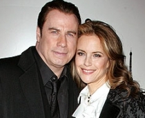 Džona Travolta sieva gaida bērniņu