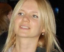 Katrīna Leiškalne modi bauda bez Jaunupa (FOTO)