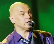 Varis VĒTRA kopā ar Annu Klēveri? (FOTO)