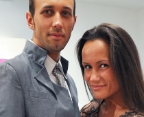 KURUSOVA pirms došanās uz Spāniju iepozē ar draugu (FOTO)