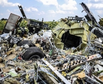 VIDEO: Kā izskatījās uz zemes brīdī, kad nogāzās Malaizijas lidmašīna