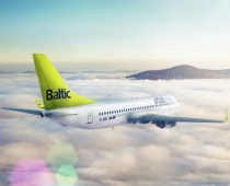 AirBaltic atvainojas par iereibušajiem pilotiem un stjuartēm