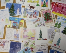 Stradiņa slimnīcas darbinieku bērni dāvina pacientiem savus zīmējumus