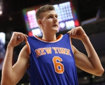 Kristaps Porziņģis māk ne tikai spēlēt basketbolu, bet arī dejot